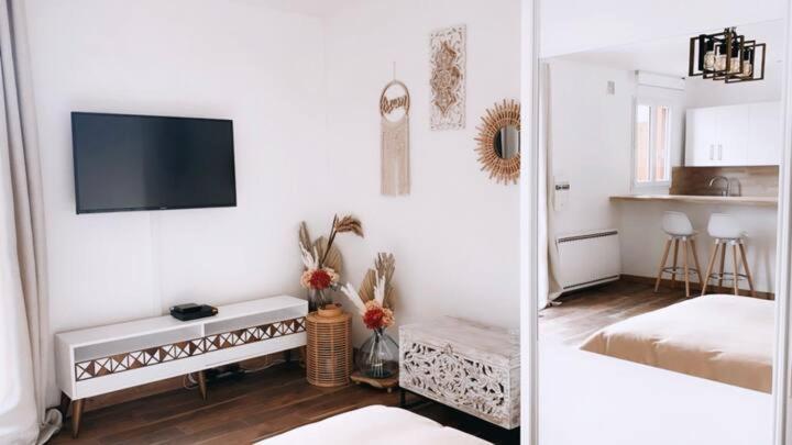 Le Magnifique Apartment Вилпаризи Екстериор снимка